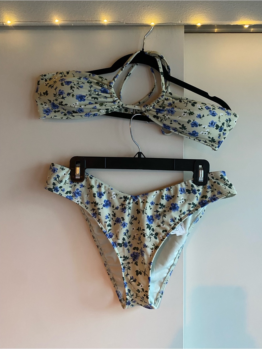 Abercrombie & Fitch Bikini Set | Bandeau Top  Medium | Seamless Bottoms Large